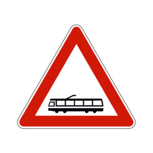 FIG. 12 - ATTRAVERSAMENTO TRAM